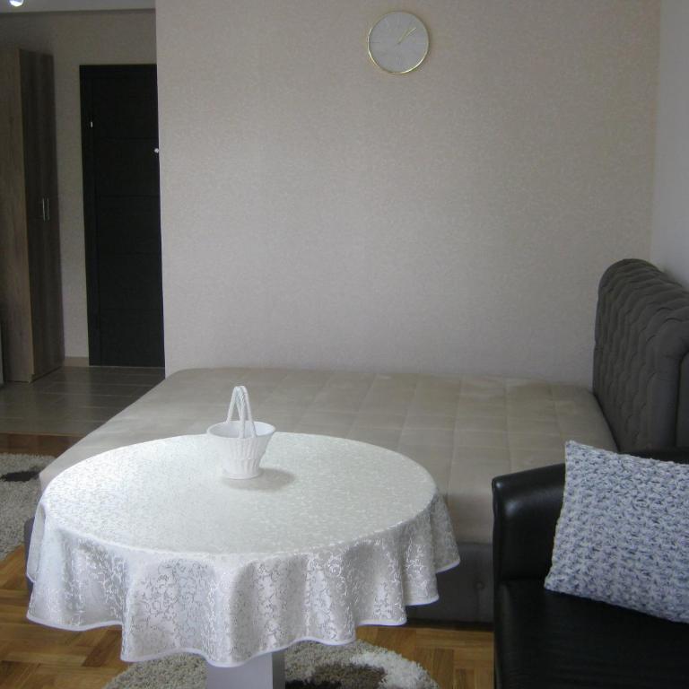 Ildiko Studio Apartment is a calm place to relax - One-Bedroom Apartment - 5