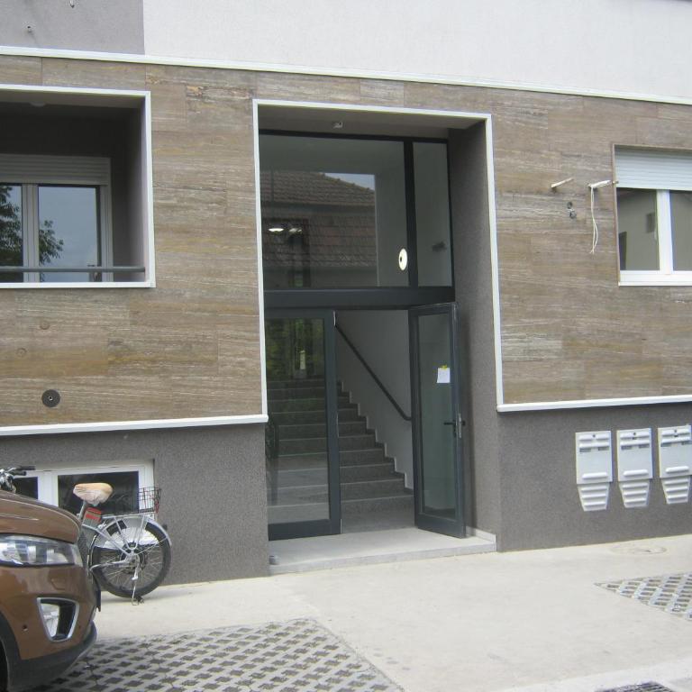 Ildiko Studio Apartment is a calm place to relax - One-Bedroom Apartment - 2