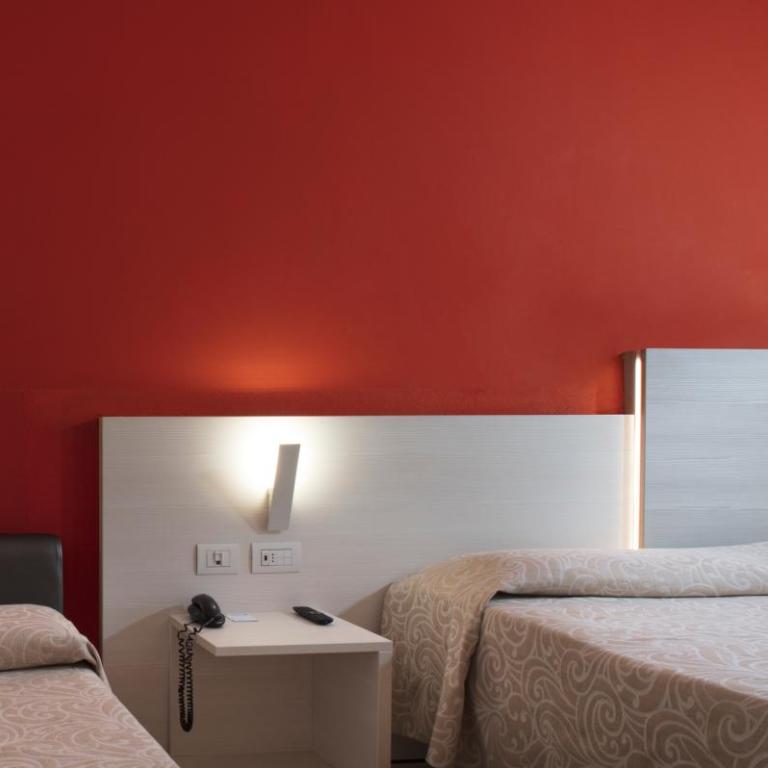 Alfa Fiera Hotel - Camera Tripla Comfort - 7