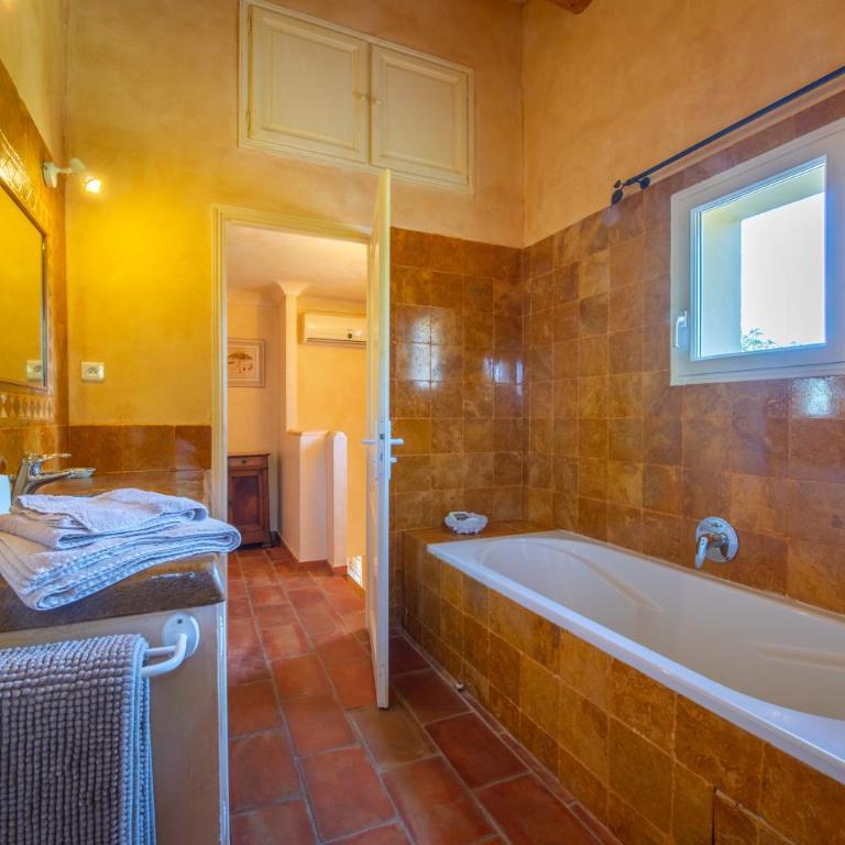 La Bastide des Vignaux - Villa - 13