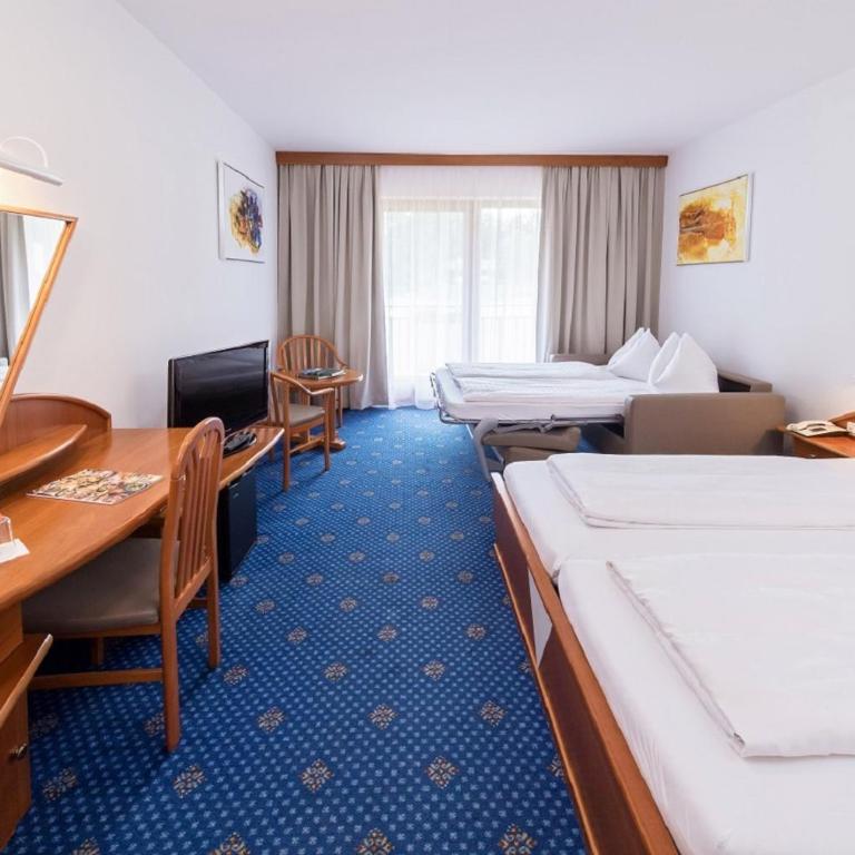 Terrassenhotel Reichmann - Superior Doppelzimmer mit Balkon - 3