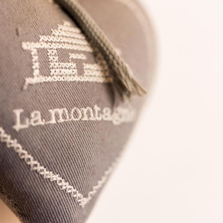 Chalet Diognysos B&B, Wellness & Boutique Hotel, Valais Crans-Montana Diogne - Suite - Vue sur Montagne - 10