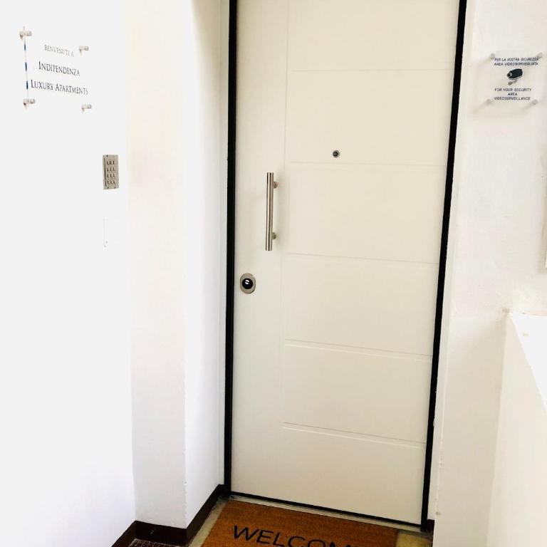 Indipendenza Luxury Apartments - Apartment with Balcony - 6