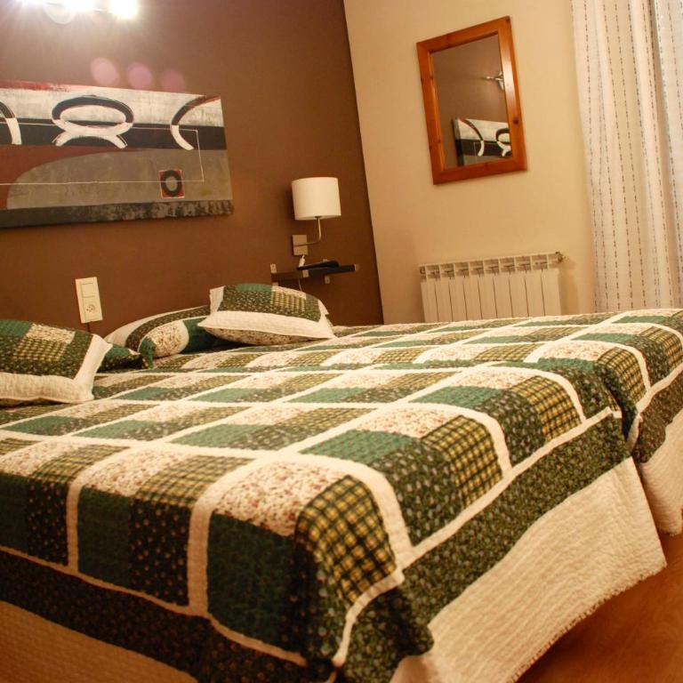Hostal Delgado - Habitación Doble - 1 o 2 camas - 15