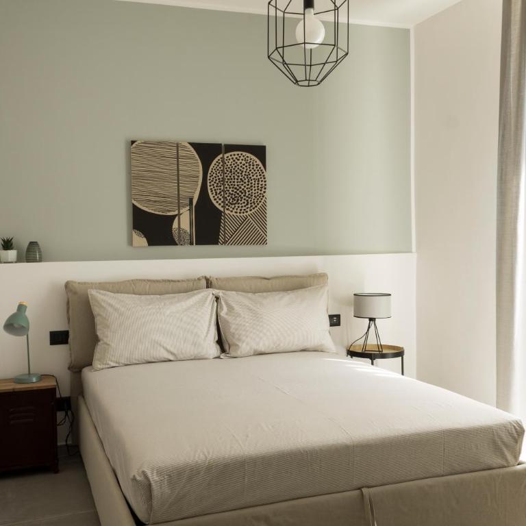Urban Luxury Apartment Salerno - Appartamento con 2 Camere da Letto - 19