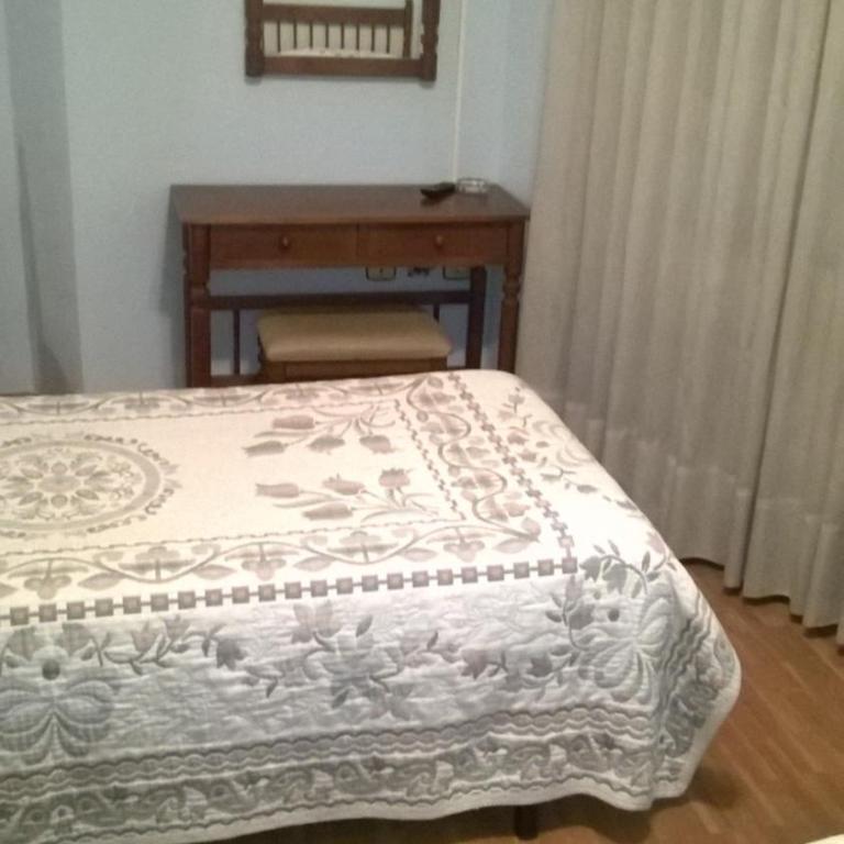 Hostal ** EC León - Habitación Triple - 2