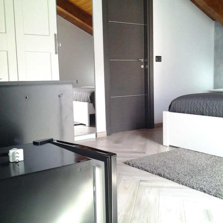 THE ATTIC ROOM - Triple Room with Private Bathroom - 5