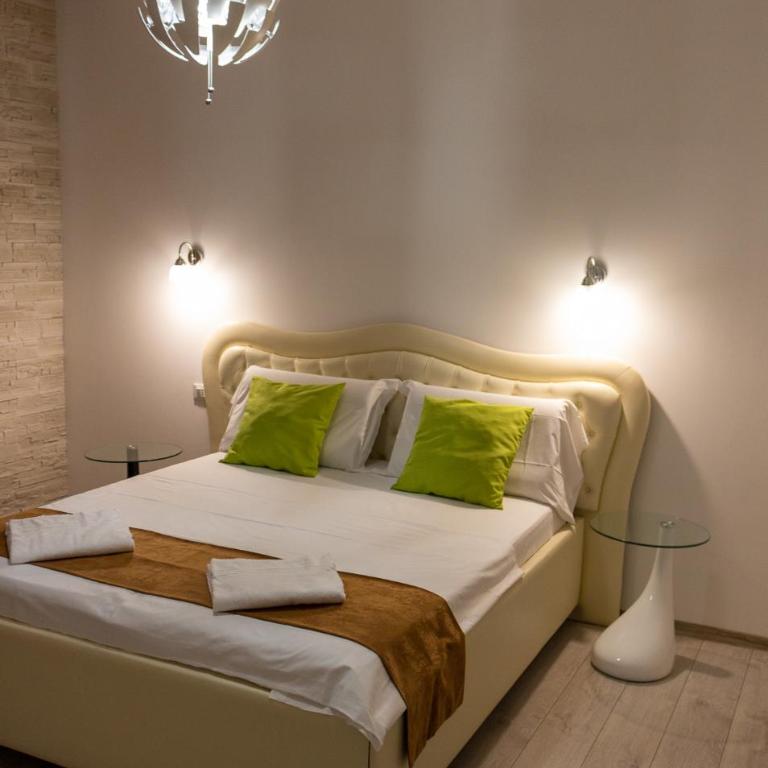 Brilliant Smart - Deluxe Double Room - 3