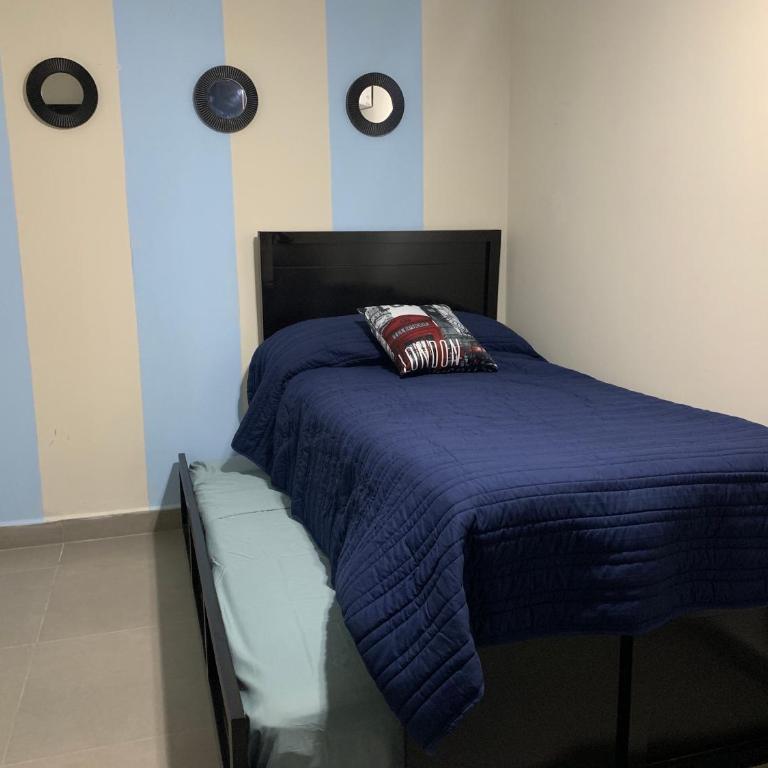 Zona dorada: amplio departamento para 12 - Three-Bedroom Apartment - 9