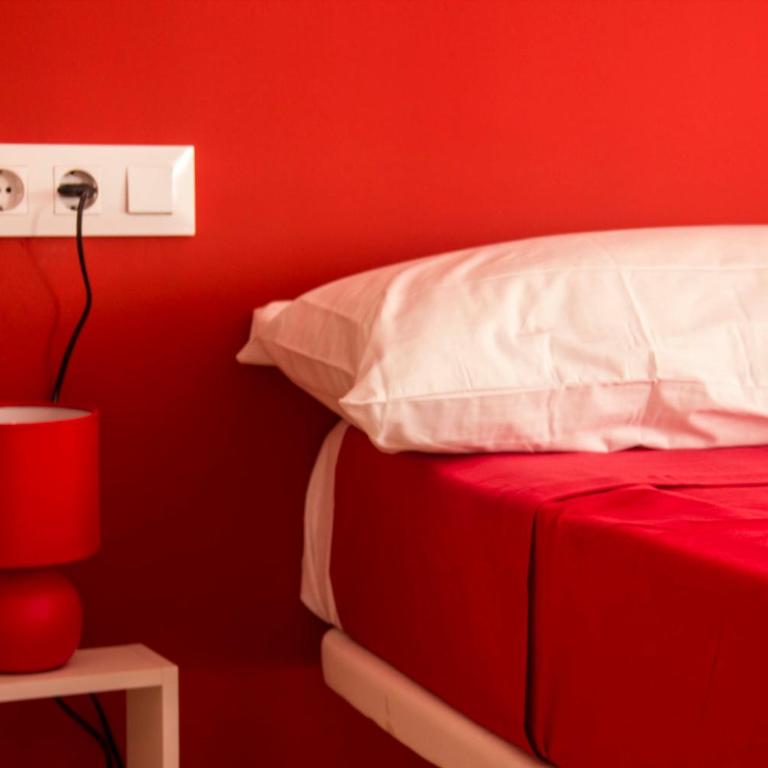 Colors Rooms - Four-Bedroom Apartment - 15