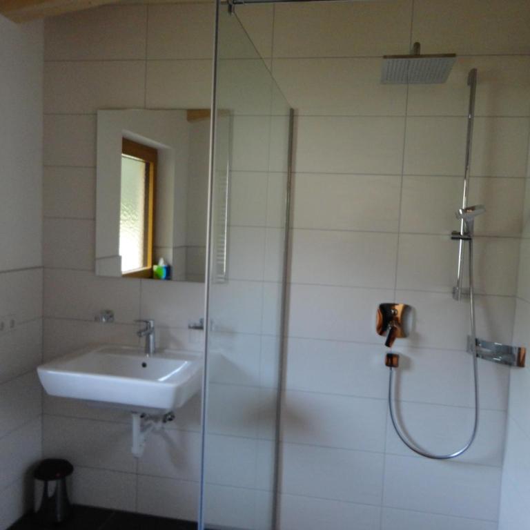 Haus Sageler - Four-Bedroom House - 12