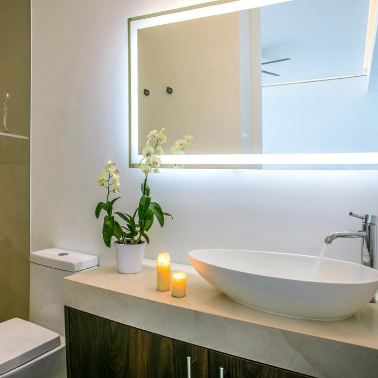 Pier 57 Modern Luxury PV's Best Rooftop! - Apartamento de 2 dormitorios - 25