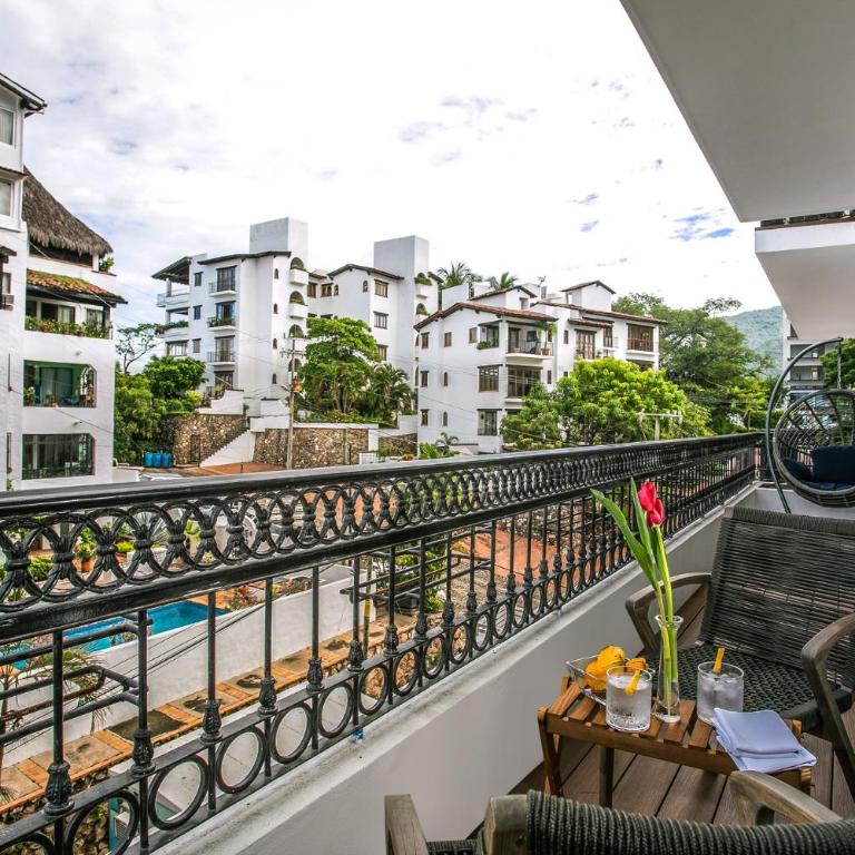 Pier 57 Modern Luxury PV's Best Rooftop! - Apartamento de 2 dormitorios - 12