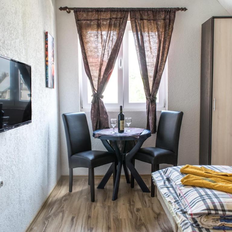 Golubović Apartments - Double Room - 3