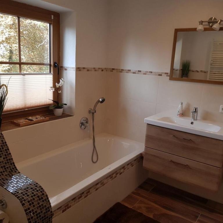 Villa im Wald - Apartment mit 1 Schlafzimmer - 9