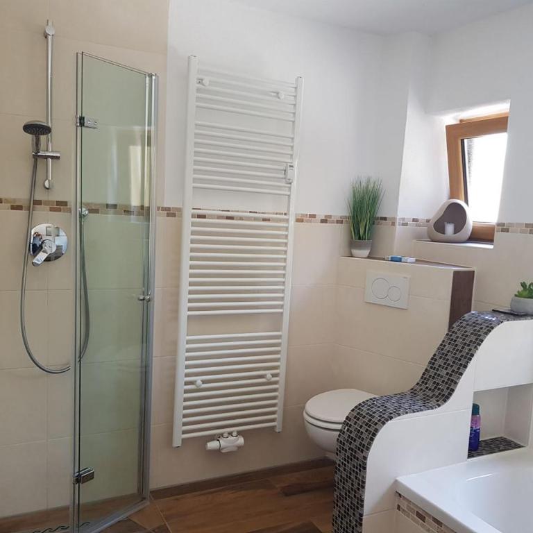 Villa im Wald - Apartment mit 1 Schlafzimmer - 8