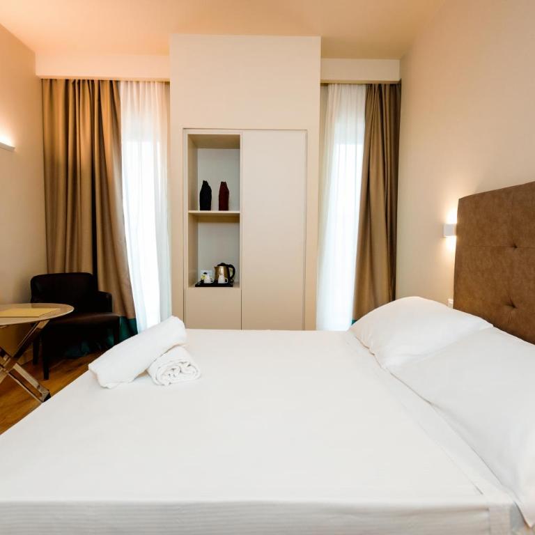Hotel Politeama - Camera Matrimoniale Standard - 9