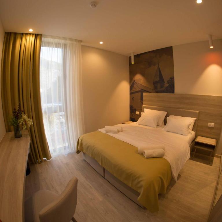 Hotel Verso - Double Room with Private Bathroom - 5