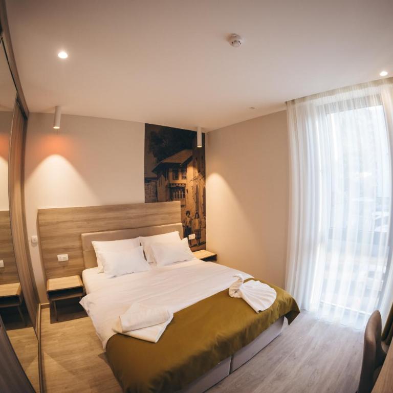 Hotel Verso - Double Room with Private Bathroom - 8