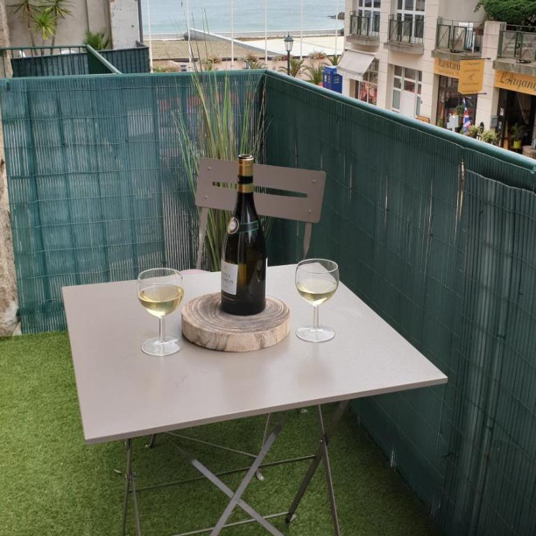 Les studios vue mer Le Matlo - Studio with Balcony and Sea View - 1st Floor - 10
