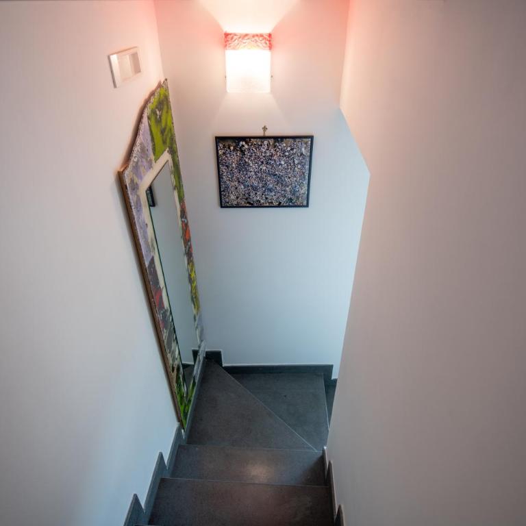 Sorrento Luxury Apartment - Three-Bedroom Apartment - 7