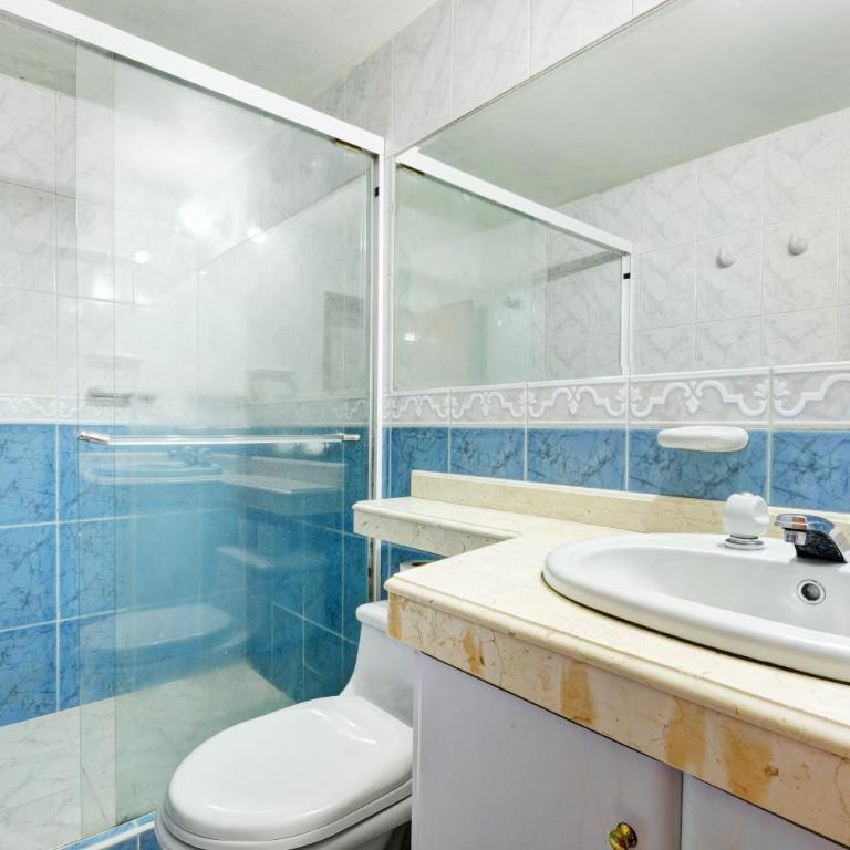 Sam'S VIP Hostel San Gil - Habitación Doble con baño compartido - 4