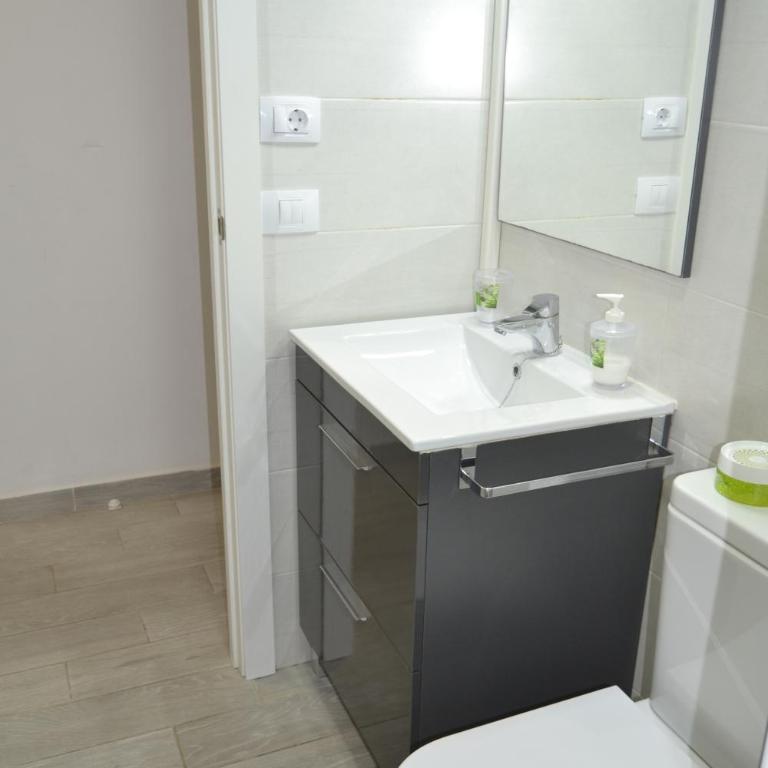 Vivienda Vacacional AP Las Canteras - Apartamento - 23