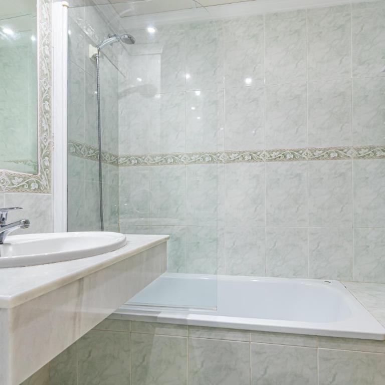 Sun & Sand Beach Apartment - Apartamento - 17