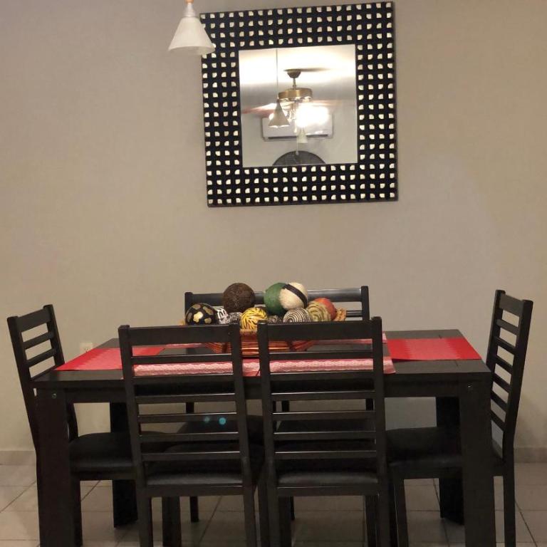 Departamento Zona Dorada - Apartment - 3