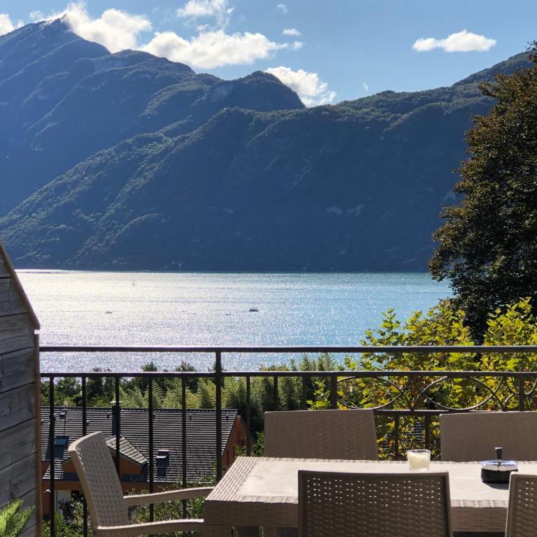 Appart T4 Christina contemporain, Vue Lac, climatisé avec parking - Apartment mit 3 Schlafzimmern - 21