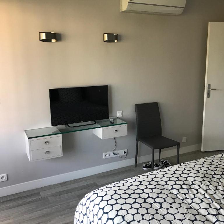 Très beau T2 dans parc montfleury ,proche centre ,au calme 44 bd Montfleury - Appartement 1 Chambre - 12