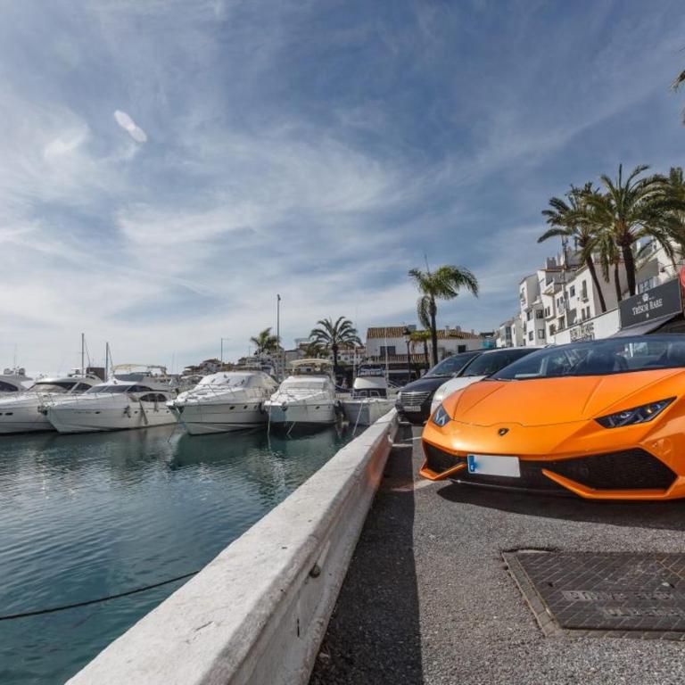 Puerto Banus 2linea playa,piscina y parking - Apartamento de 1 dormitorio - 49