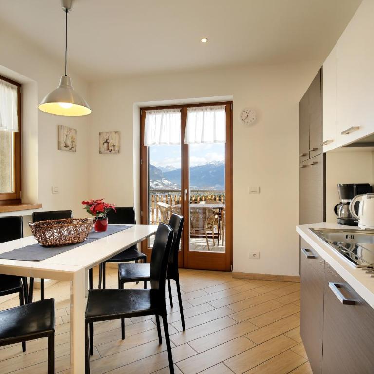Villa Prafiorì - Appartamento con 2 Camere da Letto - 2