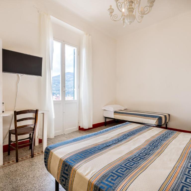 Lia Apartment - Camera Tripla con Bagno in Comune - 2