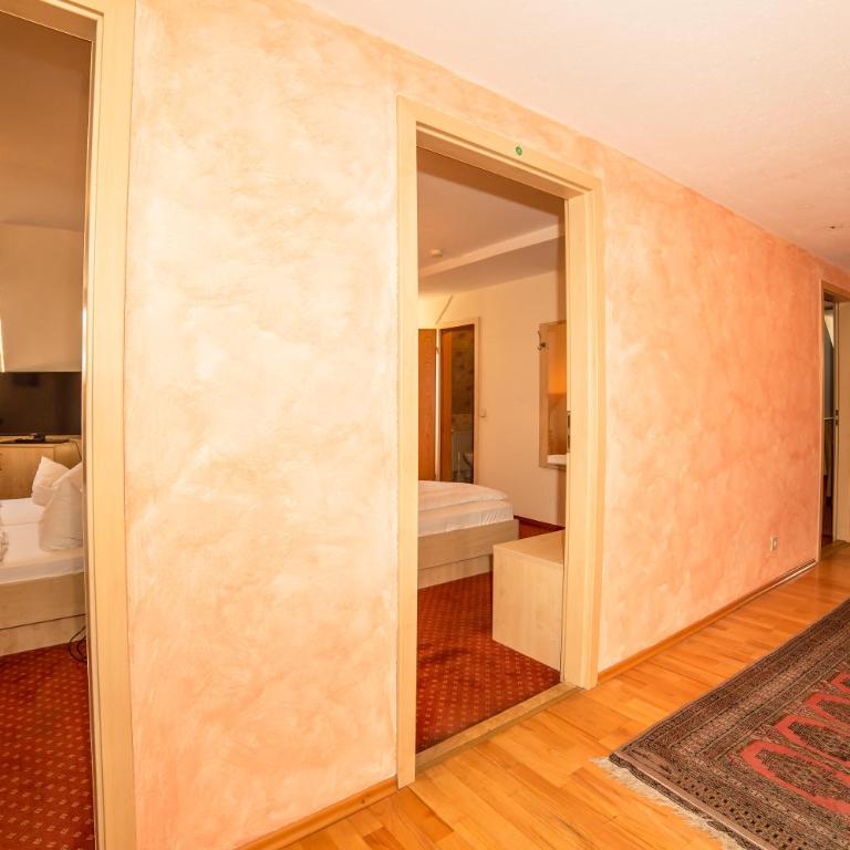 Hotel Post Leutkirch - Budget Einzelzimmer im dritten Stock - 3