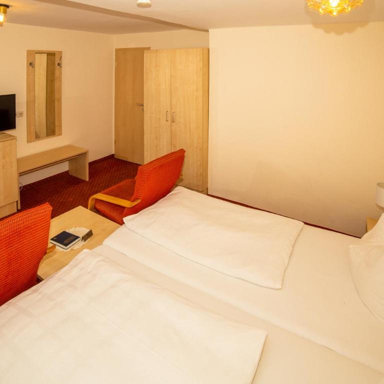 Hotel Post Leutkirch - Familienzimmer (3. Etage) - 2