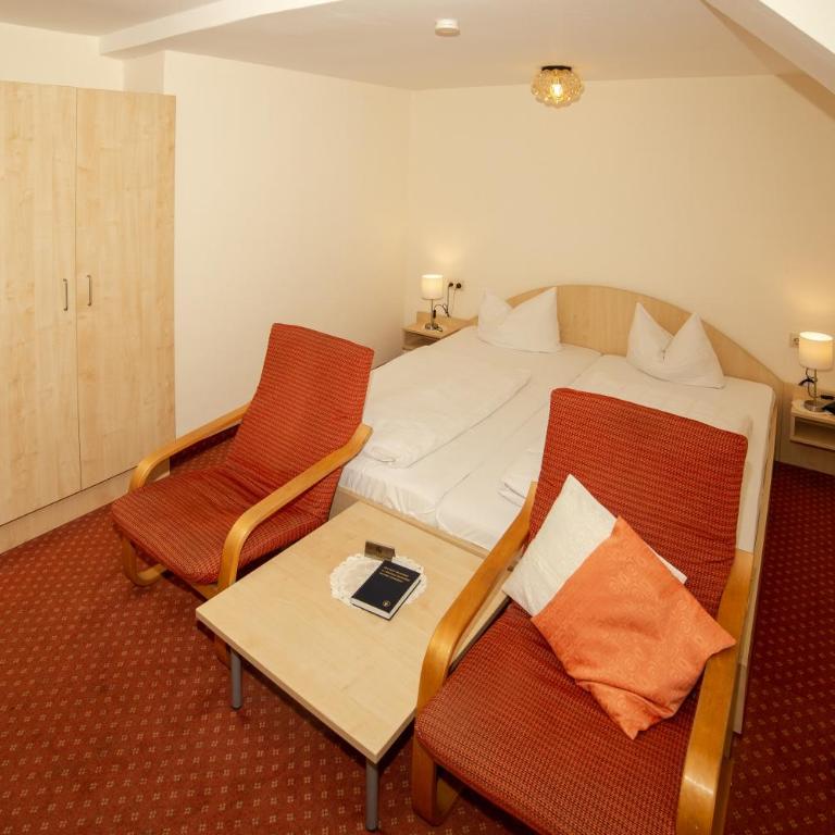 Hotel Post Leutkirch - Familienzimmer (3. Etage) - 3