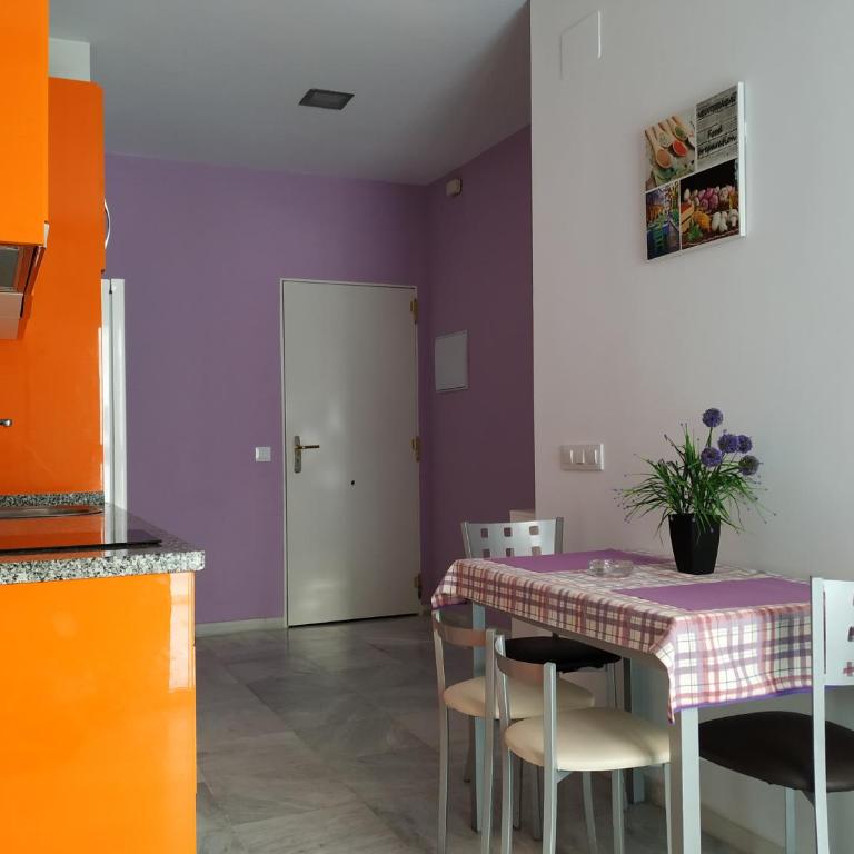 Apartamento primera linea de playa con gran patio, consultar disponibilidad de aparcamiento - Apartamento con vistas al mar - 20
