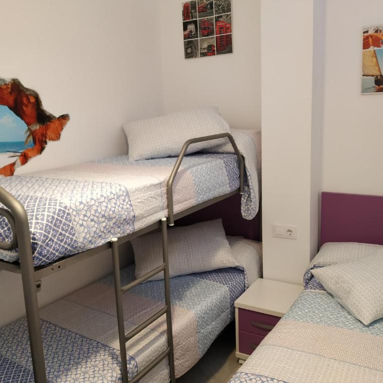 Apartamento primera linea de playa con gran patio, consultar disponibilidad de aparcamiento - Apartamento con vistas al mar - 38