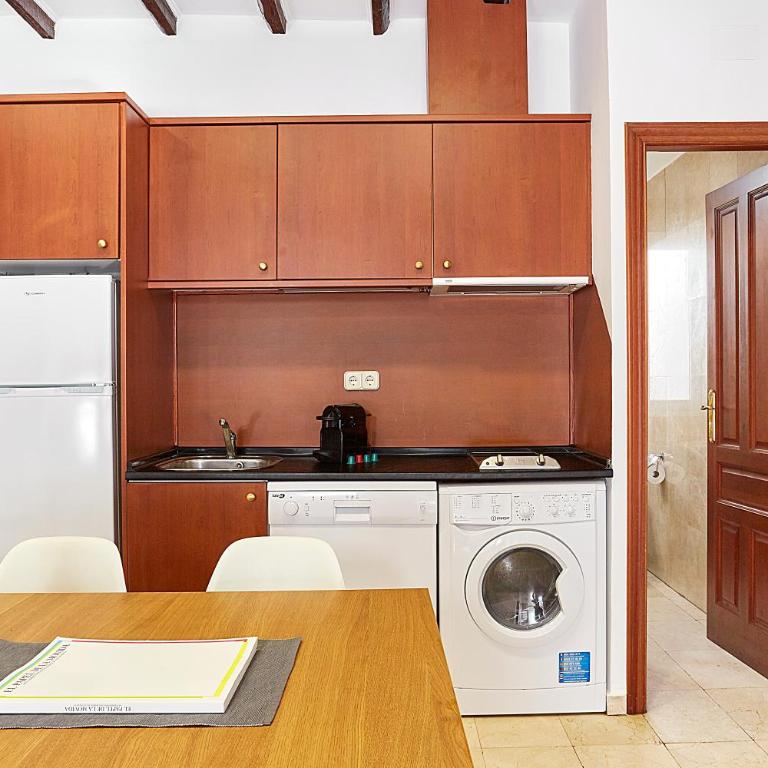 LEEWAYS APARTMENT XXIX in GRAN VÍA - Apartment - 3