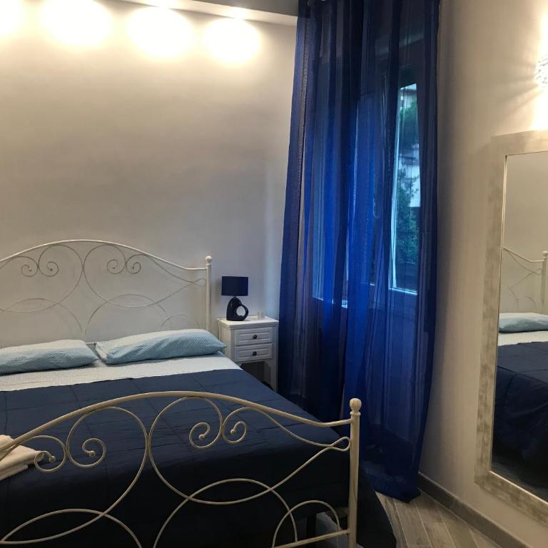 LunaBlù Cinecitta' - Camera Matrimoniale con Bagno Privato - 1