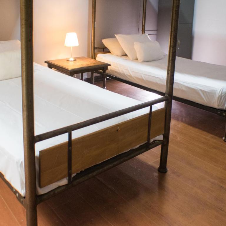 La Chimba Hostel - Habitación Estándar con baño compartido - 2 camas - 6