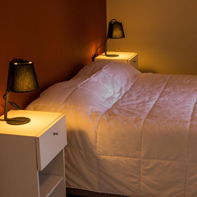 Santinos Suites - Double Room with Spa Bath - 3