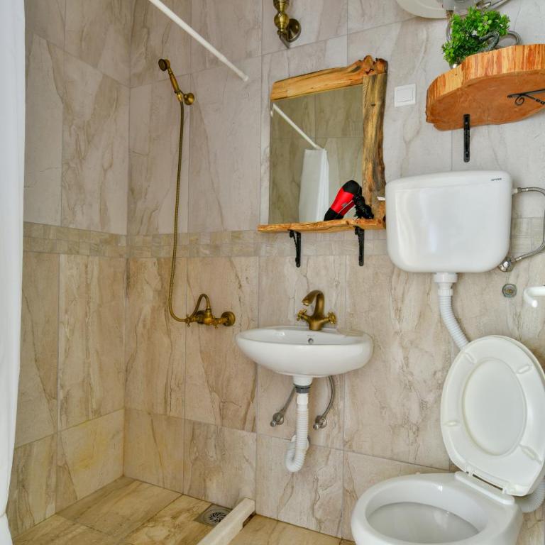 Pataki Guesthouse - Apartman sa 2 Spavaće Sobe i Pogledom na More - 17