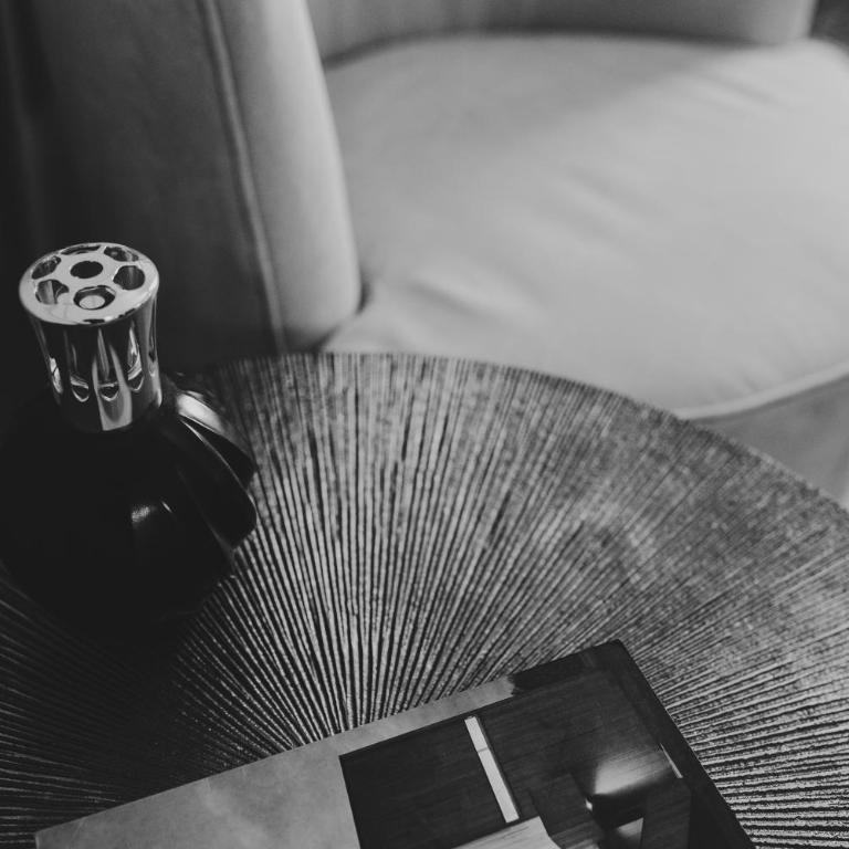 Gregorini Bingham Art Luxury Suites - Suite King - 2