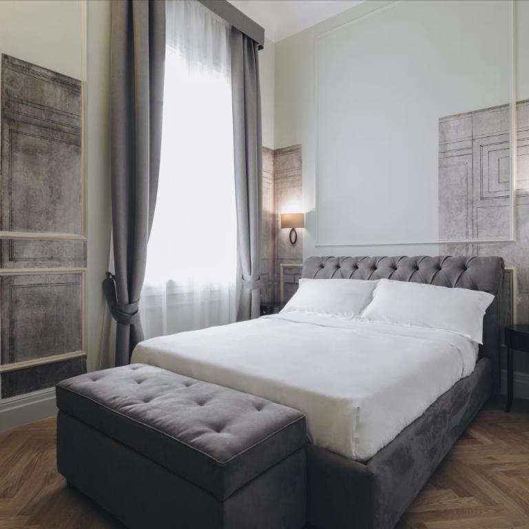 Gregorini Bingham Art Luxury Suites - Suite King Deluxe - 1