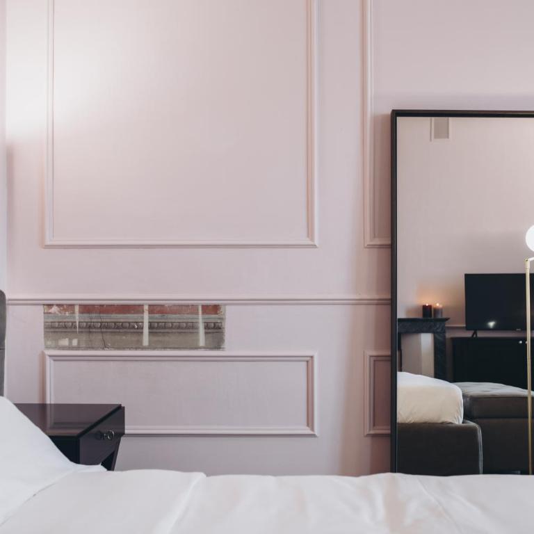 Gregorini Bingham Art Luxury Suites - Suite Superior King - 8