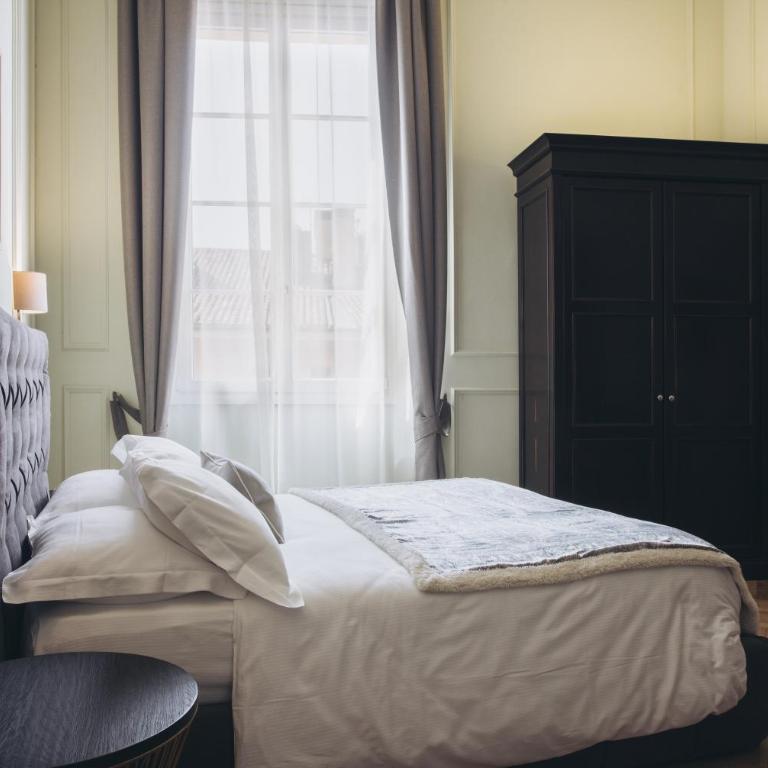 Gregorini Bingham Art Luxury Suites - Suite Superior King - 5