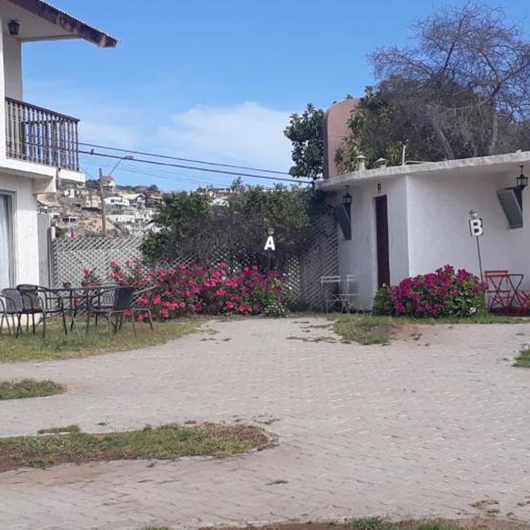 Cabañas y Departamentos Las Golondrinas - Apartamento con vistas al interior - 1