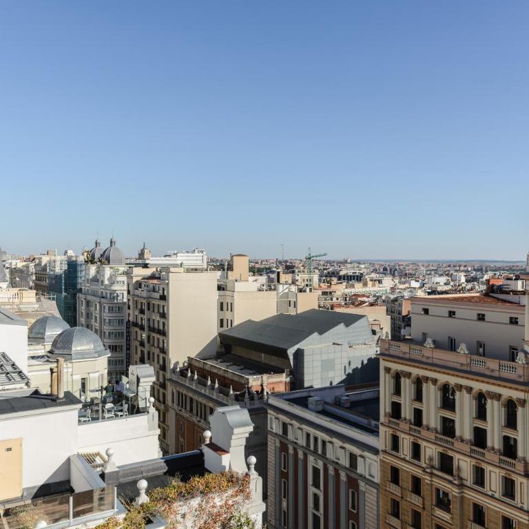 Gran Vía Callao - Stunning views in the heart of Madrid - One-Bedroom Apartment - 4
